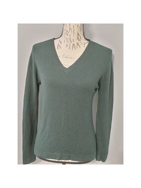 Women's EXPRESS Dark Green V-Neck Sweater M